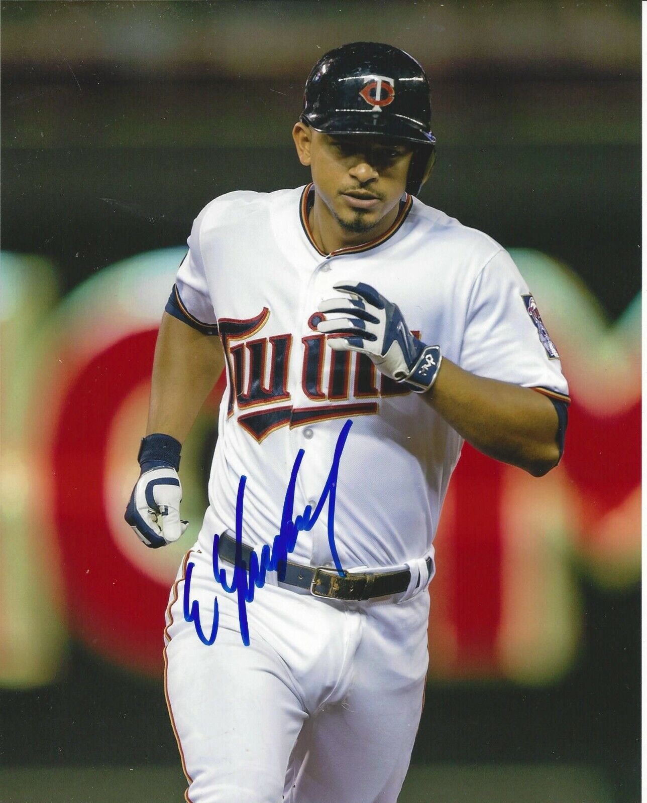 Eduardo Escobar autographed 8x10 Minnesota Twins#S710