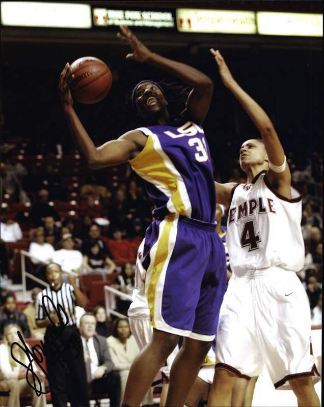 Sylvia Fowles signed NBA basketball 8x10 Photo Poster painting W/Certificate Autographed 002