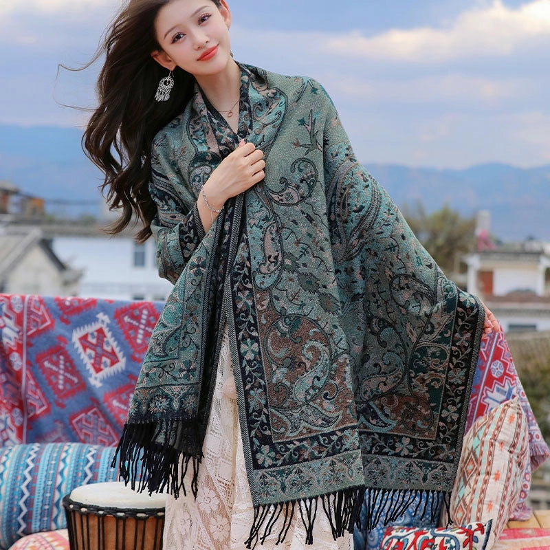 Yunnan Lijiang Tourism New Shawl Ethnic Style Scarf Women’s Retro Cape Thickened Cashmere Scarf