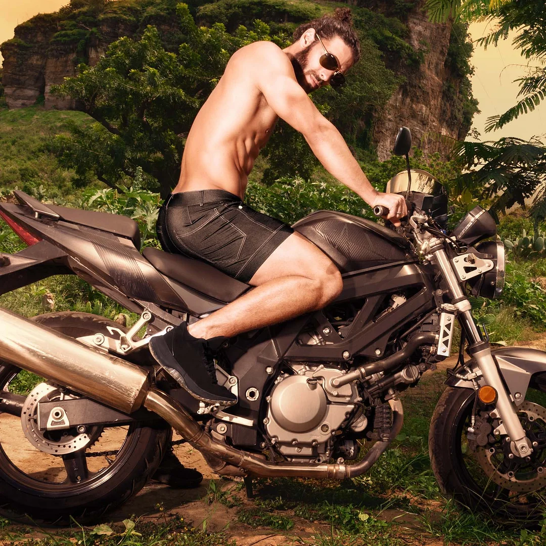  Stylish Denim Shorts for Men - Perfect for Summer Outings and Casual Wear-inspireuse