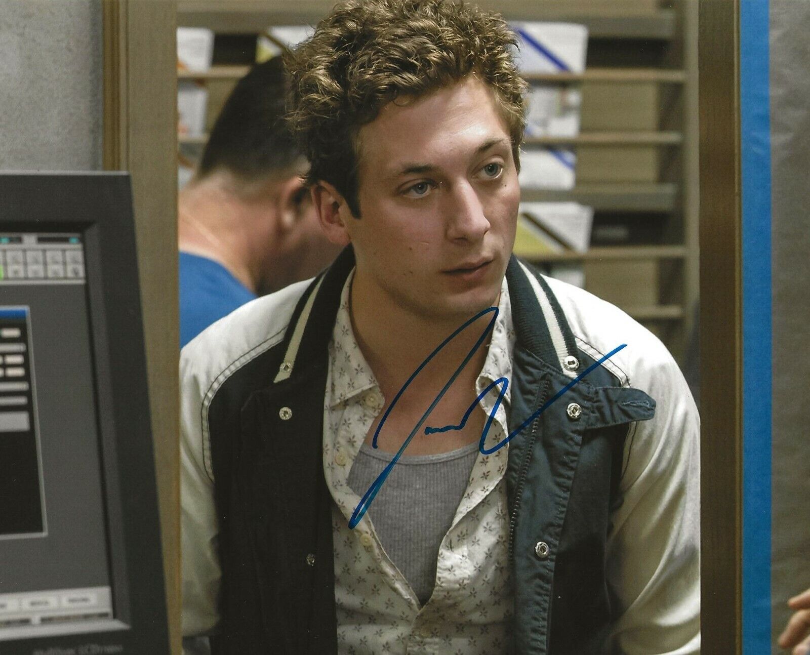 Jeremy Allen White signed Shameless 8x10 Photo Poster painting autographed Lip Gallagher 15