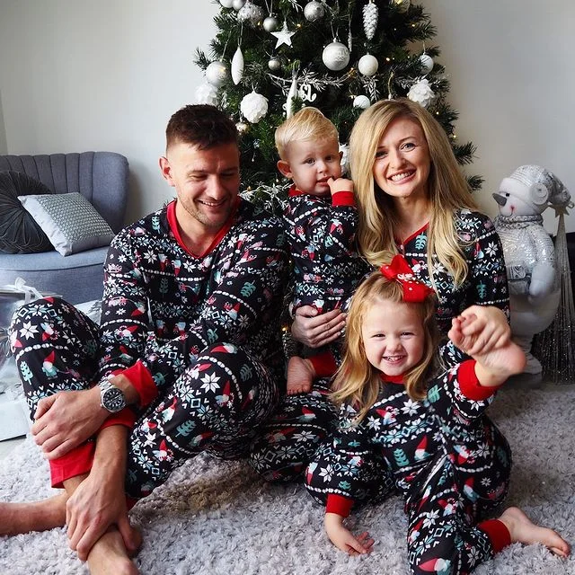 Cute Santa and Snowflake Patterned Family Matching Pajamas Sets