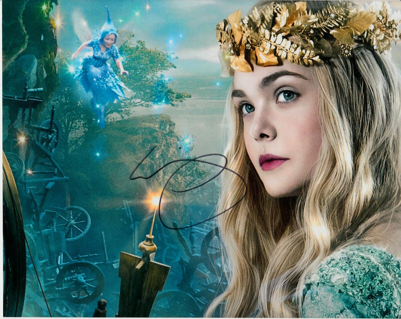 ELLE FANNING SIGNED MALEFICENT Photo Poster painting UACC REG 242 (1)