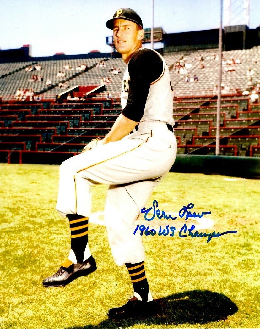 Signed 8x10 VERN LAW 1960 WS CHAMPS Pittsburgh Pirates Photo Poster painting - COA