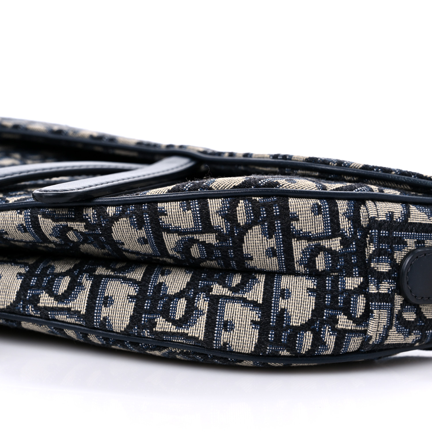 D495a60970d9d006d82321aa0e7a05a2