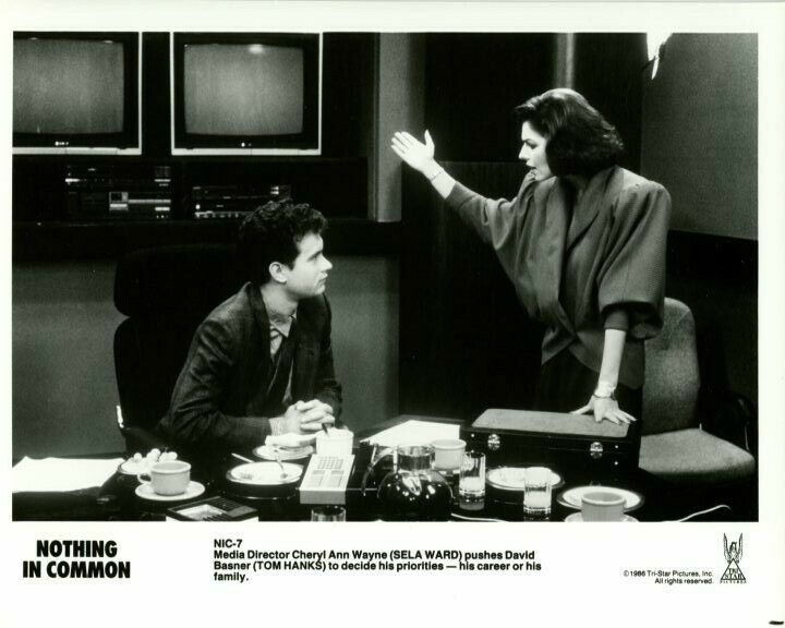 Tom Hanks Sela Ward Nothing in Common Original Press 8X10 Photo Poster painting