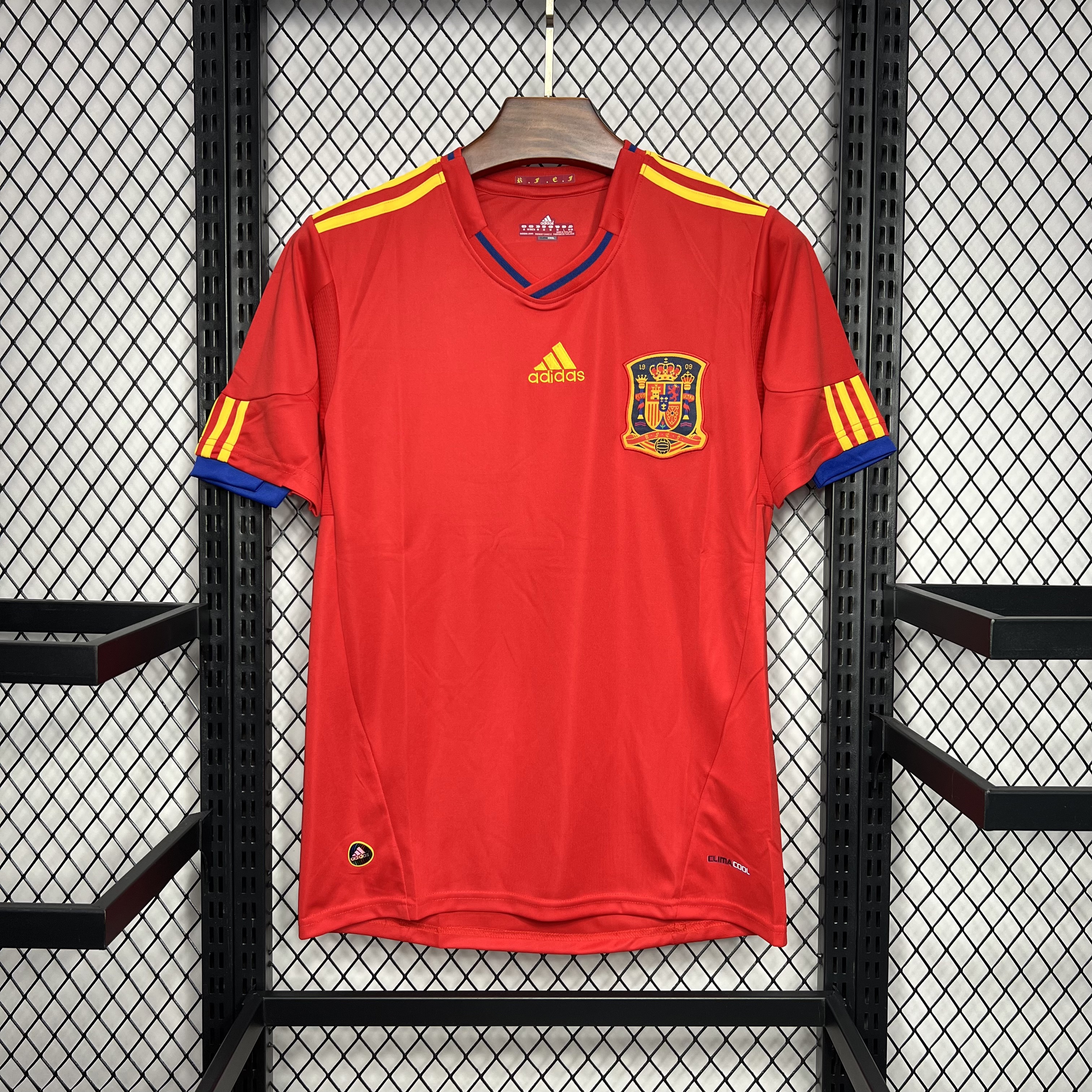 Retro Spain 2010 Home Stadium Jersey