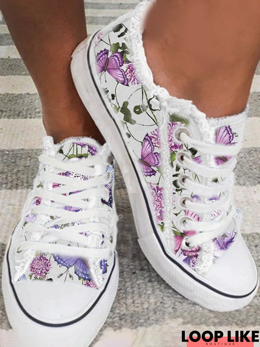 Floral Light Lace Up Canvas Sneakers