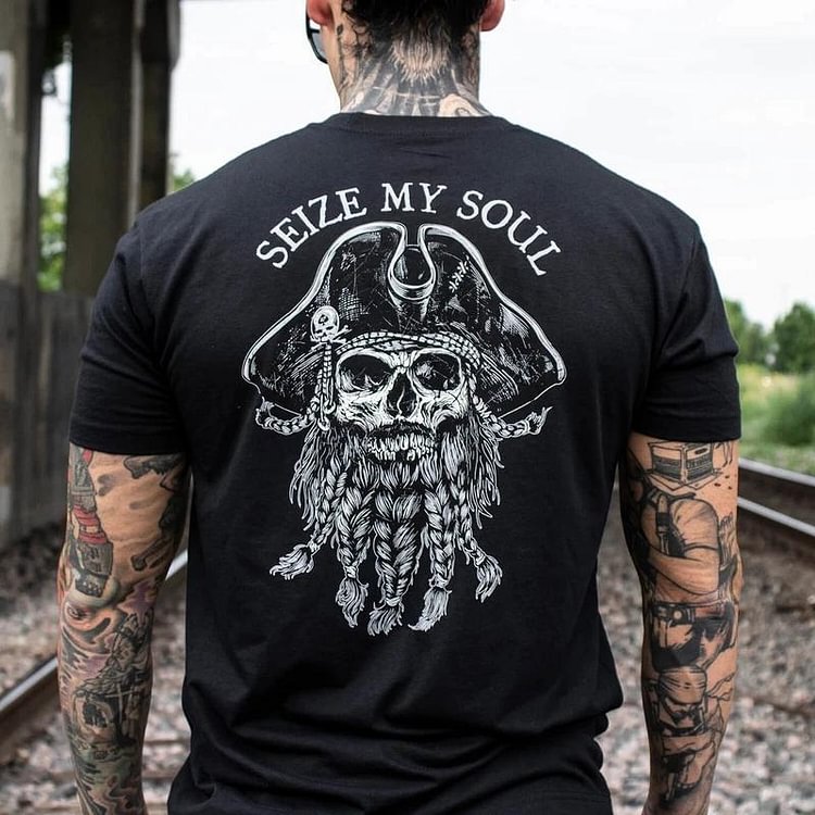 Round neck Captain skull print T-shirt