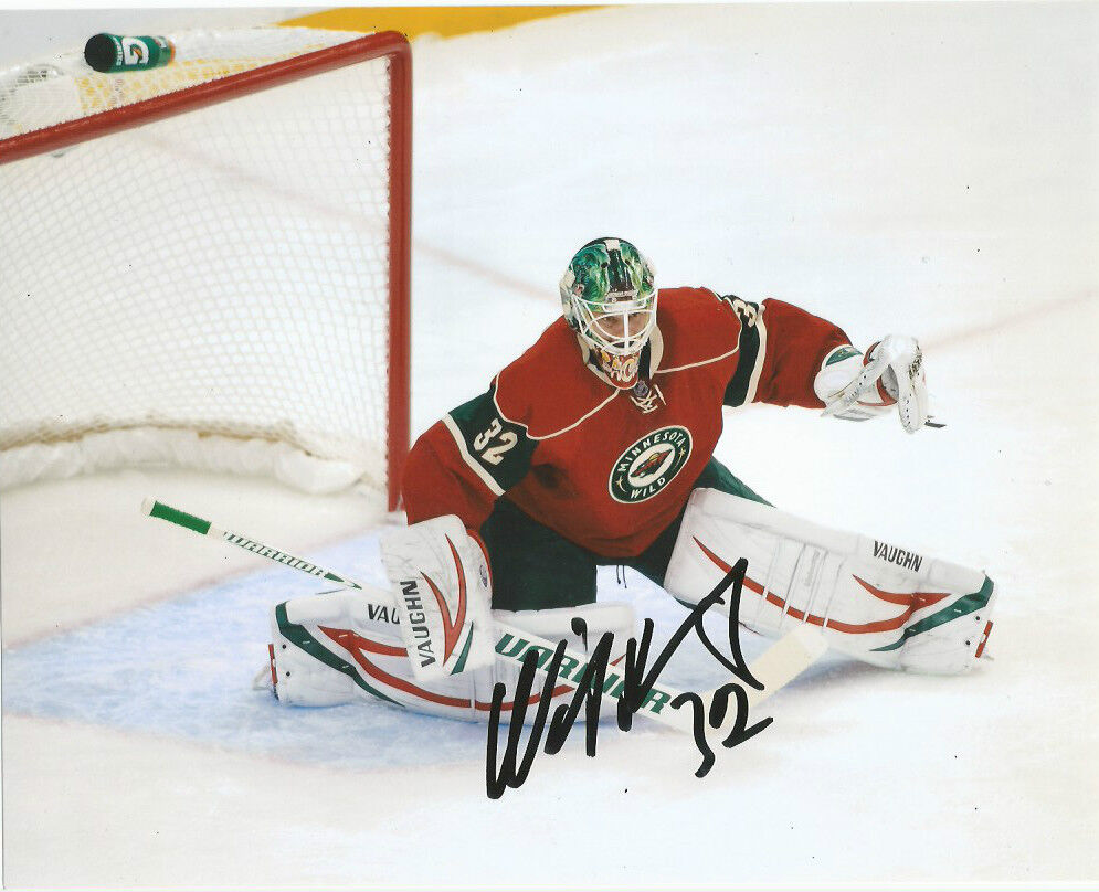 Minnesota Wild Niklas Backstrom Autographed Signed 8x10 NHL Photo Poster painting COA