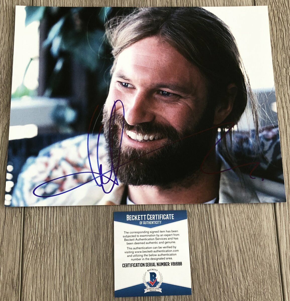 AARON ECKHART SIGNED AUTOGRAPH ERIN BROCKOVICH 8x10 Photo Poster painting A w/PROOF BECKETT COA