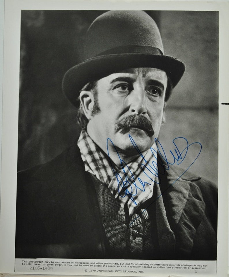 PETER SELLERS SIGNED Photo Poster painting The Pink Panther Being There wcoa