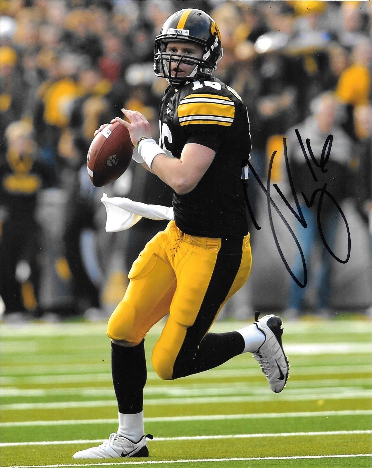 JAMES VANDENBERG HAND SIGNED IOWA HAWKEYES 8X10 Photo Poster painting W/COA