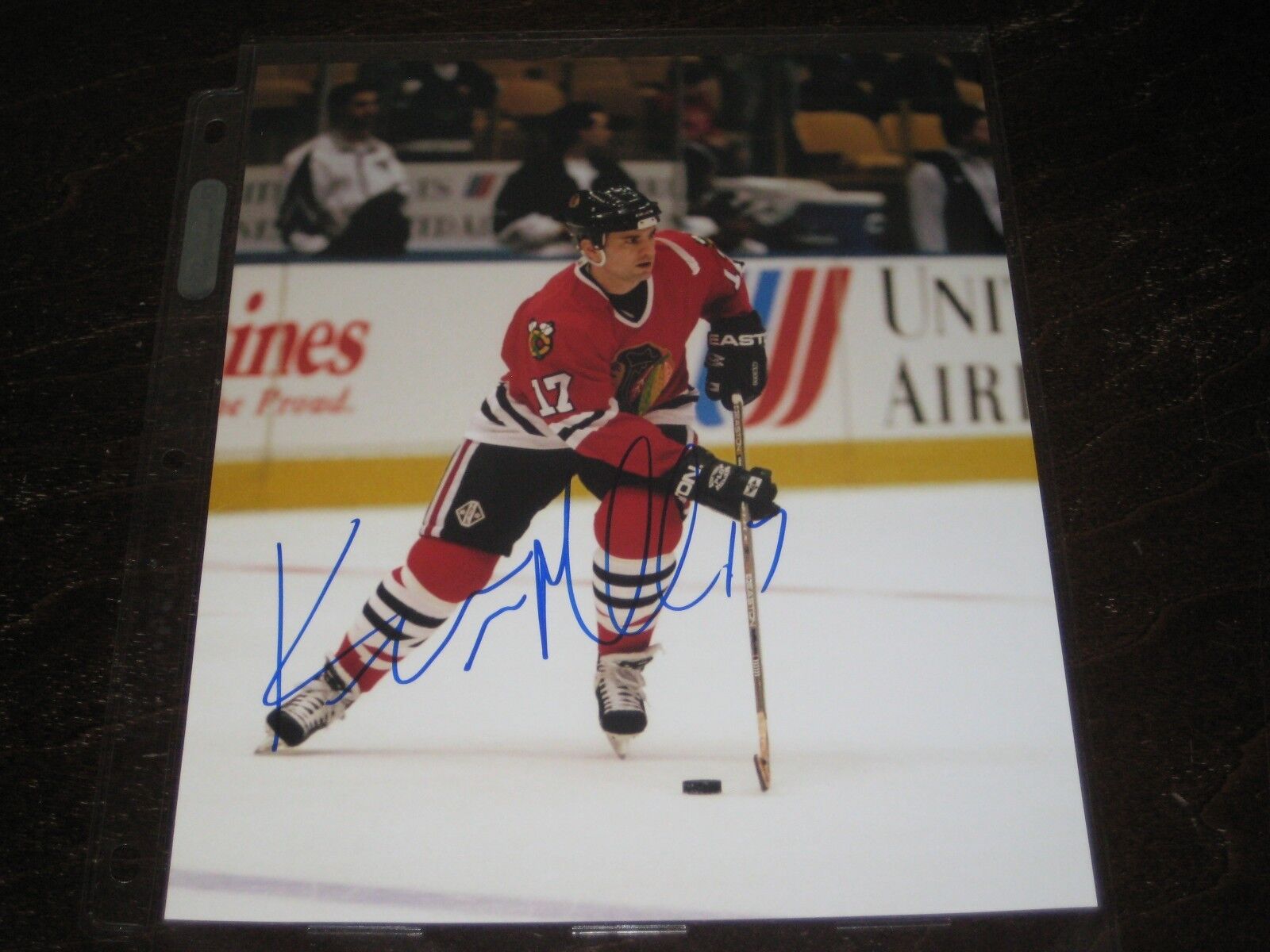 KEVIN MILLER autographed CHICAGO BLACKHAWKS 8X10 Photo Poster painting L@@K