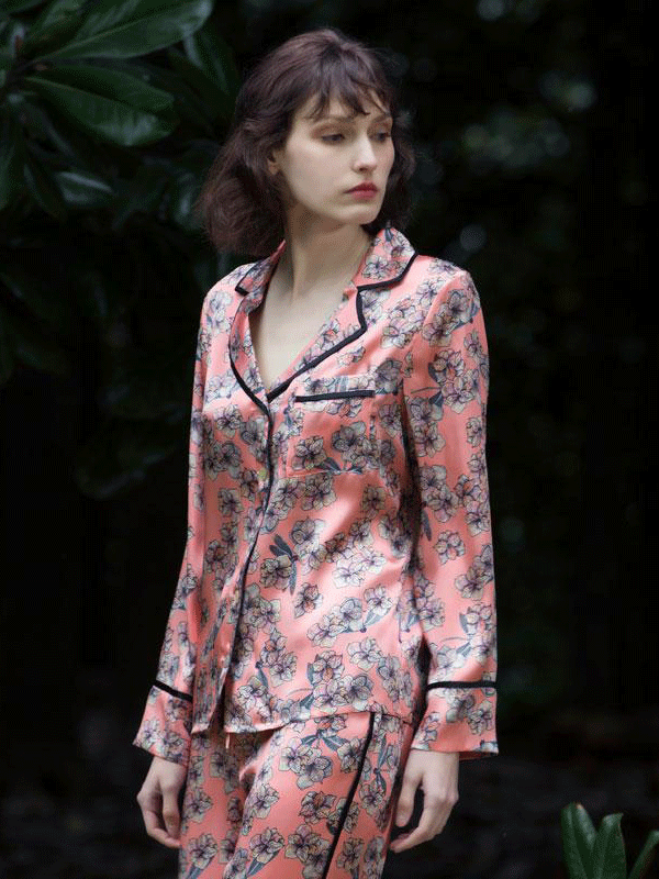 Luxury Pink Scattered Flower Printed Silk Pajamas Set For Women REAL SILK LIFE