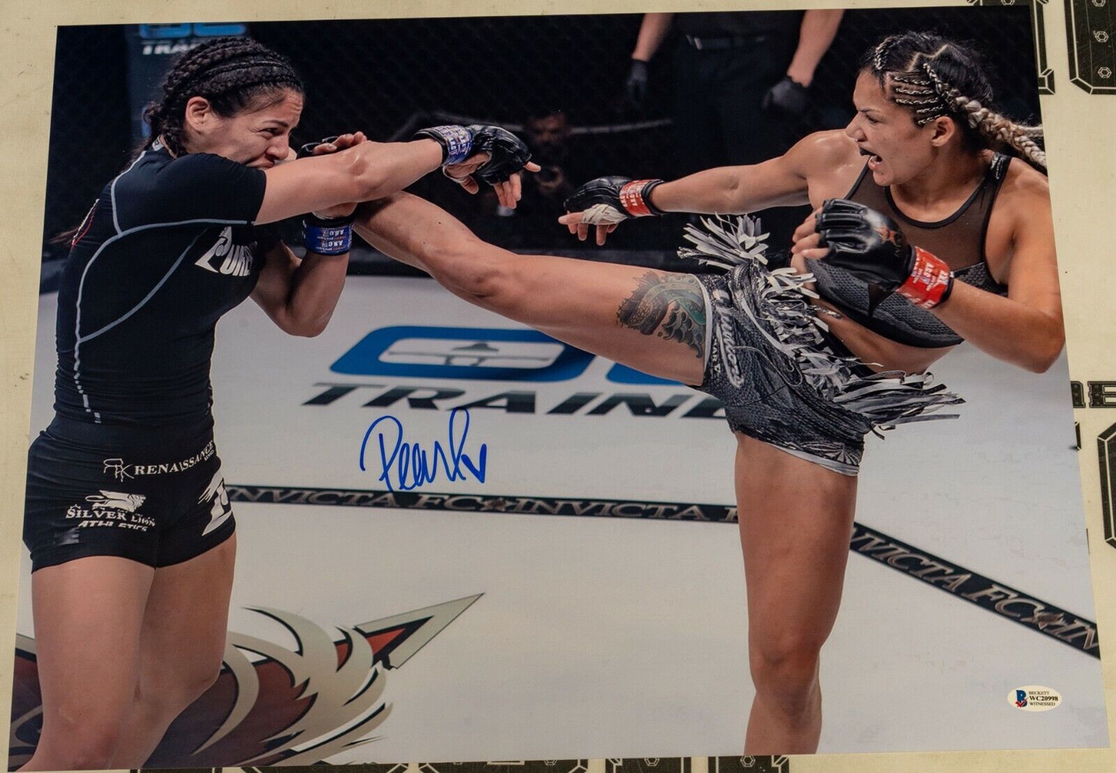 Pearl Gonzalez Signed 16x20 Photo Poster painting BAS COA UFC Invicta FC Bare Knuckle Boxing 998