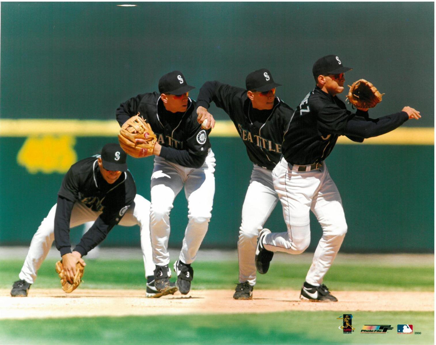 Alex Rodriguez Seatle Mariners Unsigned 8x10 Glossy Photo Poster painting MLB Licensed