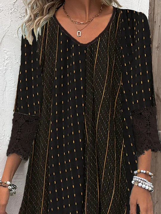 Women's 3/4 Sleeve V-neck Graphic Lace Midi Dress