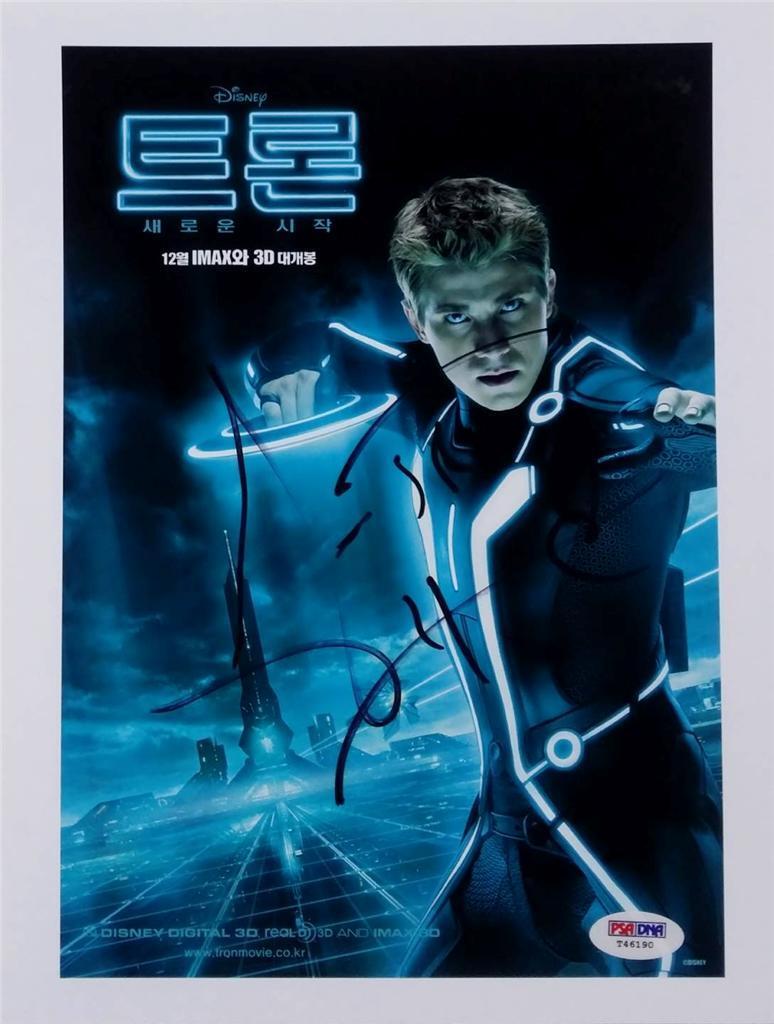 Garrett Hedlund Signed Sam Flynn 8X10 TRON Legacy Photo Poster painting PSA T46190 Auto