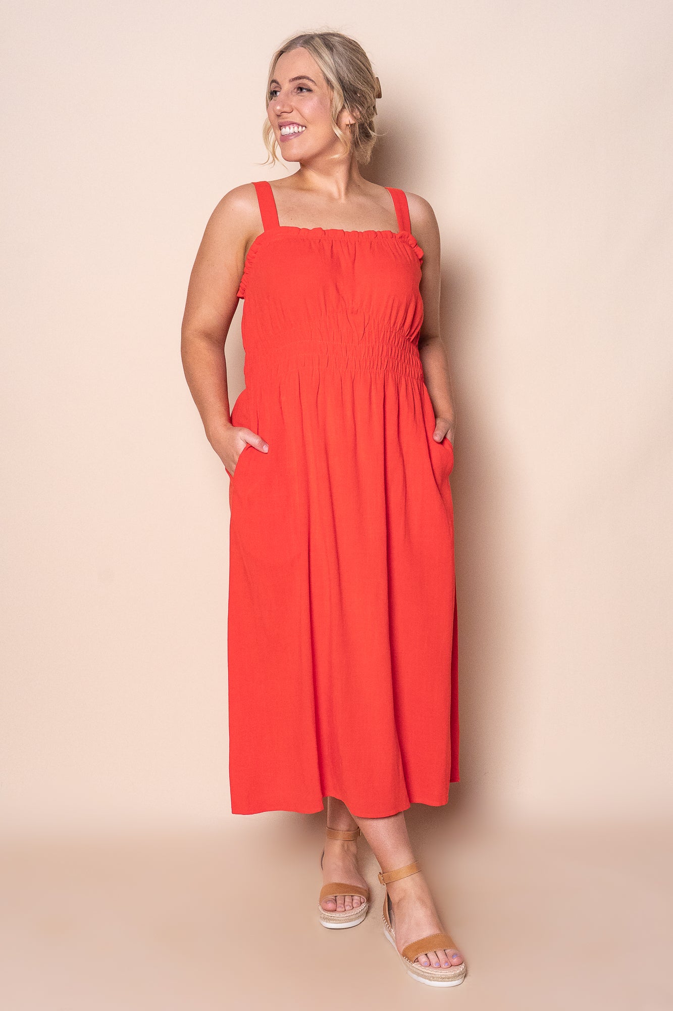 Dandelion Midi Dress in Tangelo - Foxwood