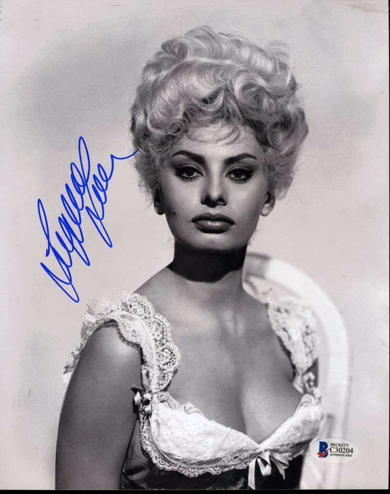 Sophia Loren Hand Signed Bas Beckett 8x10 Photo Poster painting Authentic Autograph 4