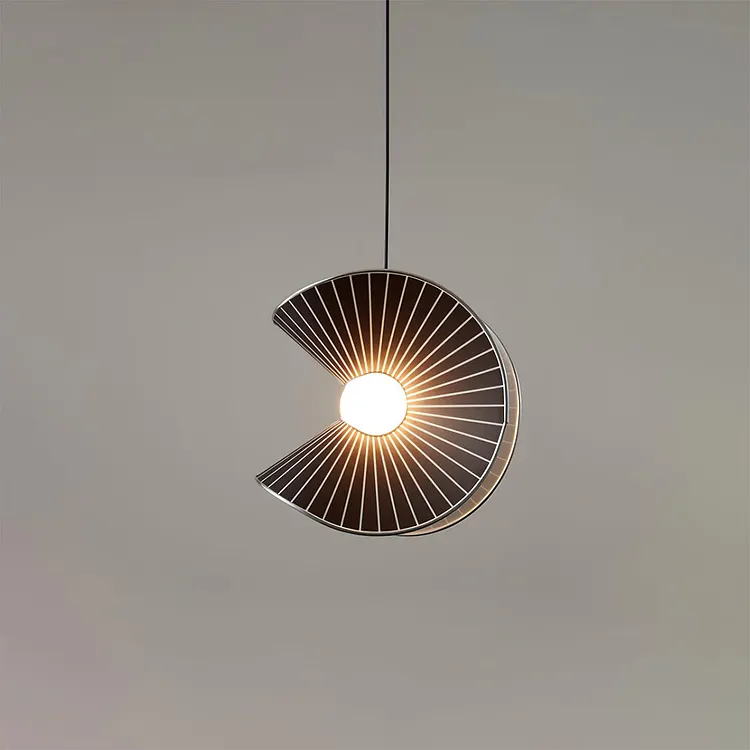 Nordic Shell Metal Pendant Light