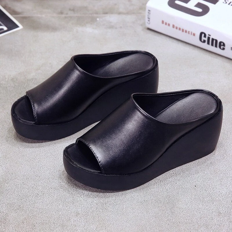 2021 New Women's Summer Flat Slippers Round Toe Sandals High Heel Open Toe Platform Sandals Woman Beach Slippers Black Brown