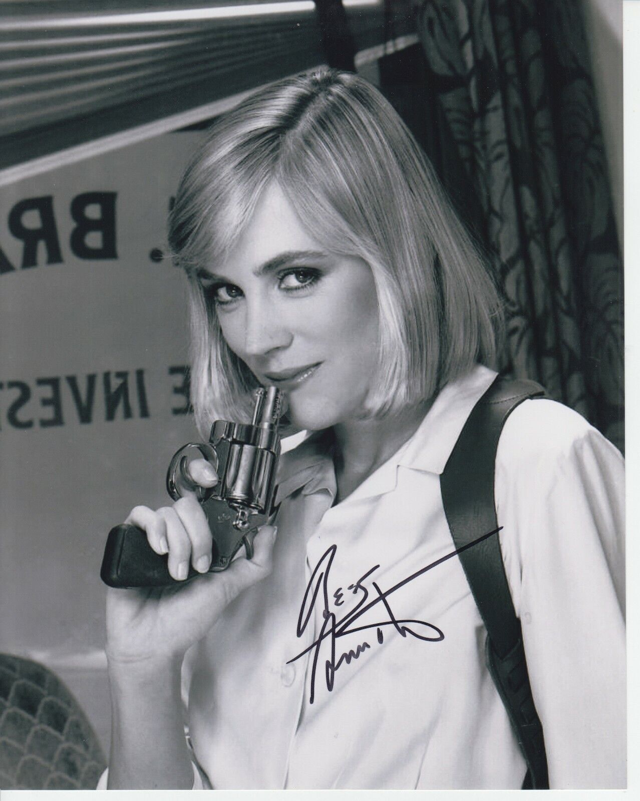 Bess Armstrong (This Girl Is For Hire) 8x10 Signed Photo Poster painting w/ COA Actress #1