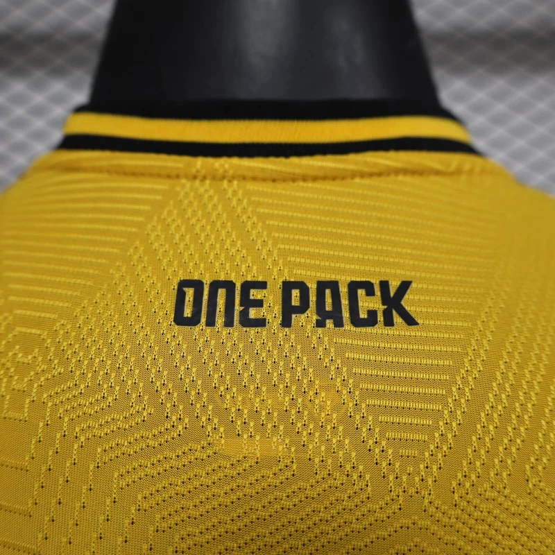 24/25 Wolverhampton Wolves Home Player Version Football Shirt Thai Quality