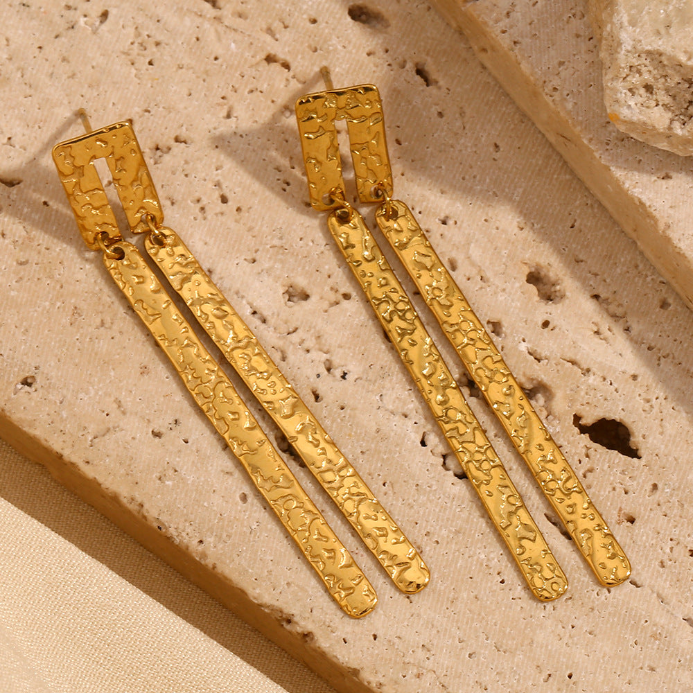 Fashionable Niche Personality Earrings Stainless Steel Plated 18K Gold Medieval French Small Gold Bar Earrings