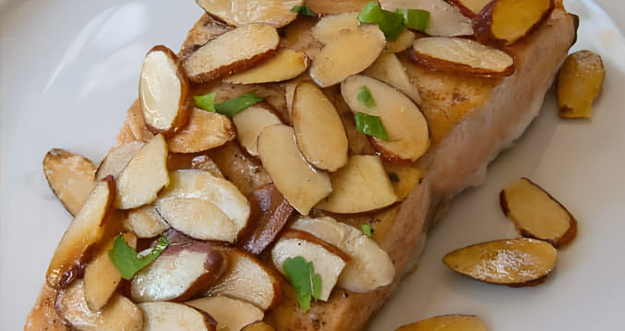 Eye Benefits: Vitamin E plays a role in reducing the risk of cataracts and age-related macular degeneration.