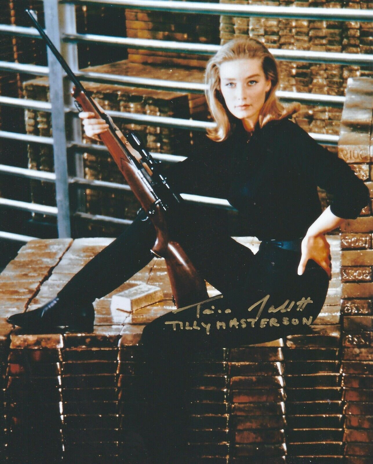 TANIA MALLET SIGNED 007 JAMES BOND GOLDFINGER 8x10 Photo Poster painting 1 UACC RD AUTOGRAPH
