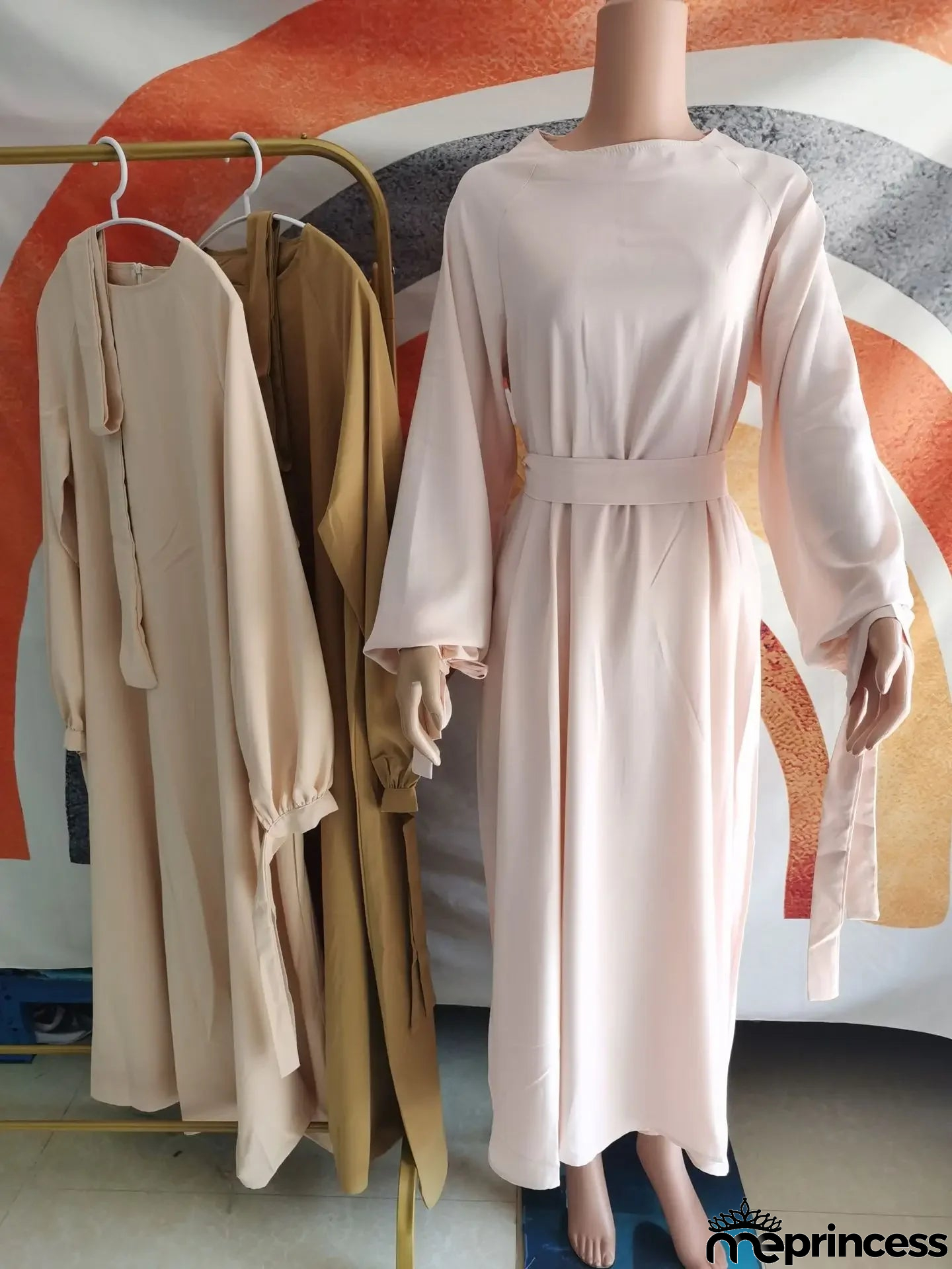 Women's Arabian Polyester Full Sleeve Solid Pattern Casual Abaya