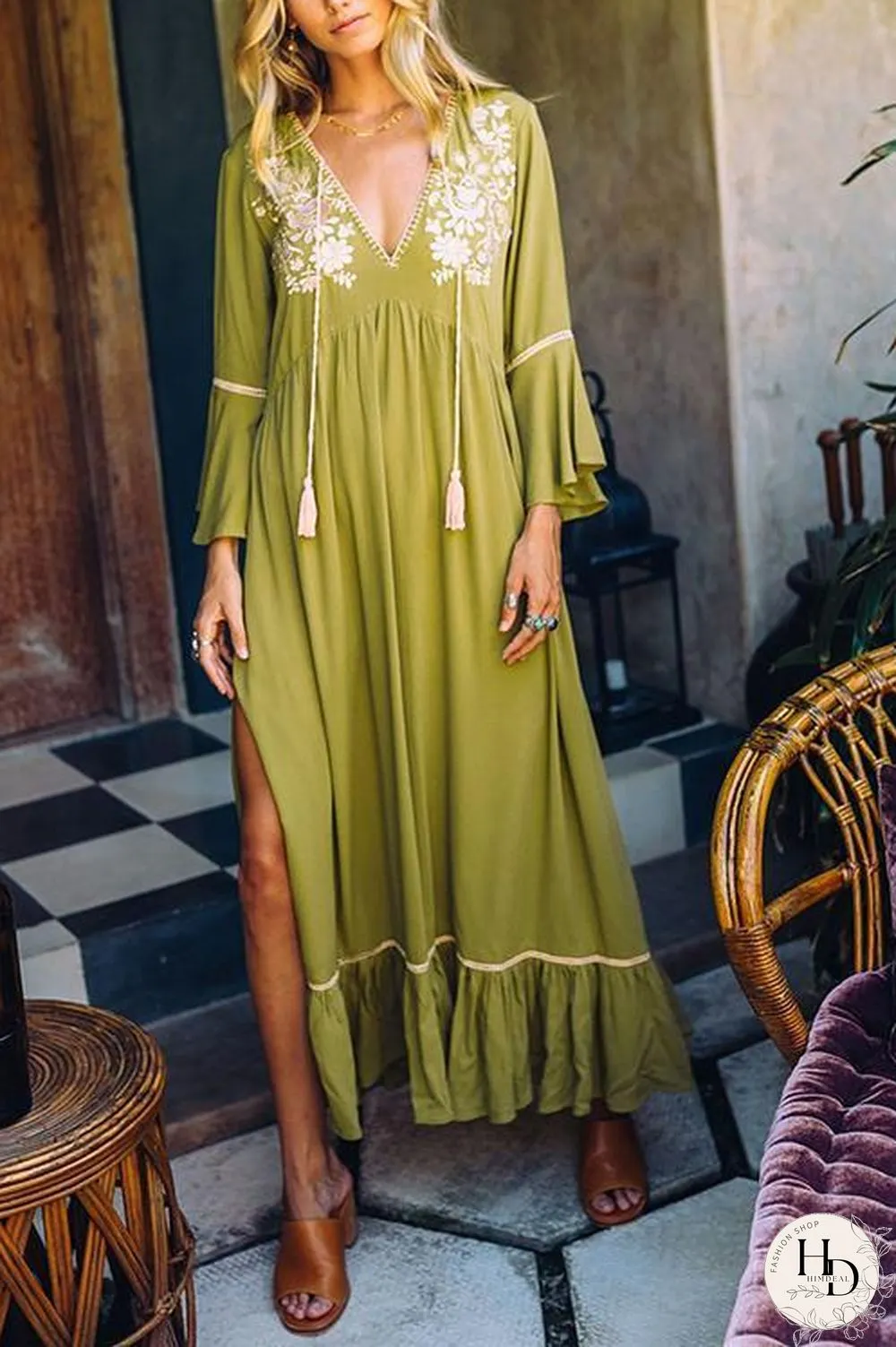 Embroidery Flares Sleeve Maxi Dress