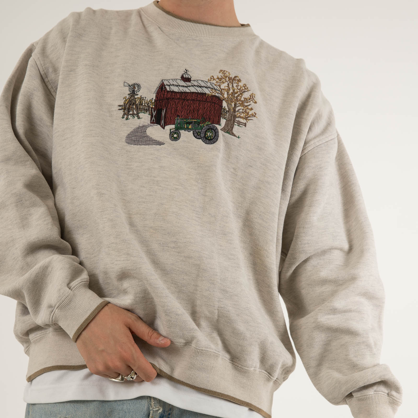 Vintage Farmland Embroidery Sweatshirt / [blueesa] /