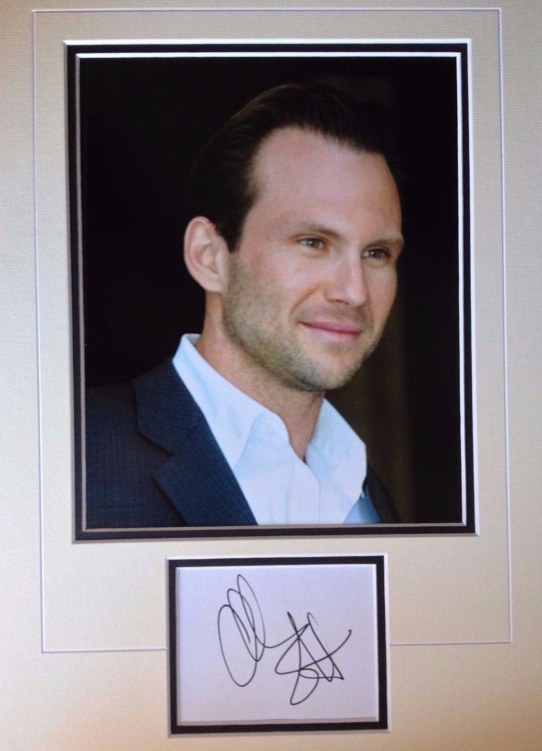 CHRISTIAN SLATER - GREAT AMERICAN ACTOR - EXCELLENT SIGNED Photo Poster painting DISPLAY