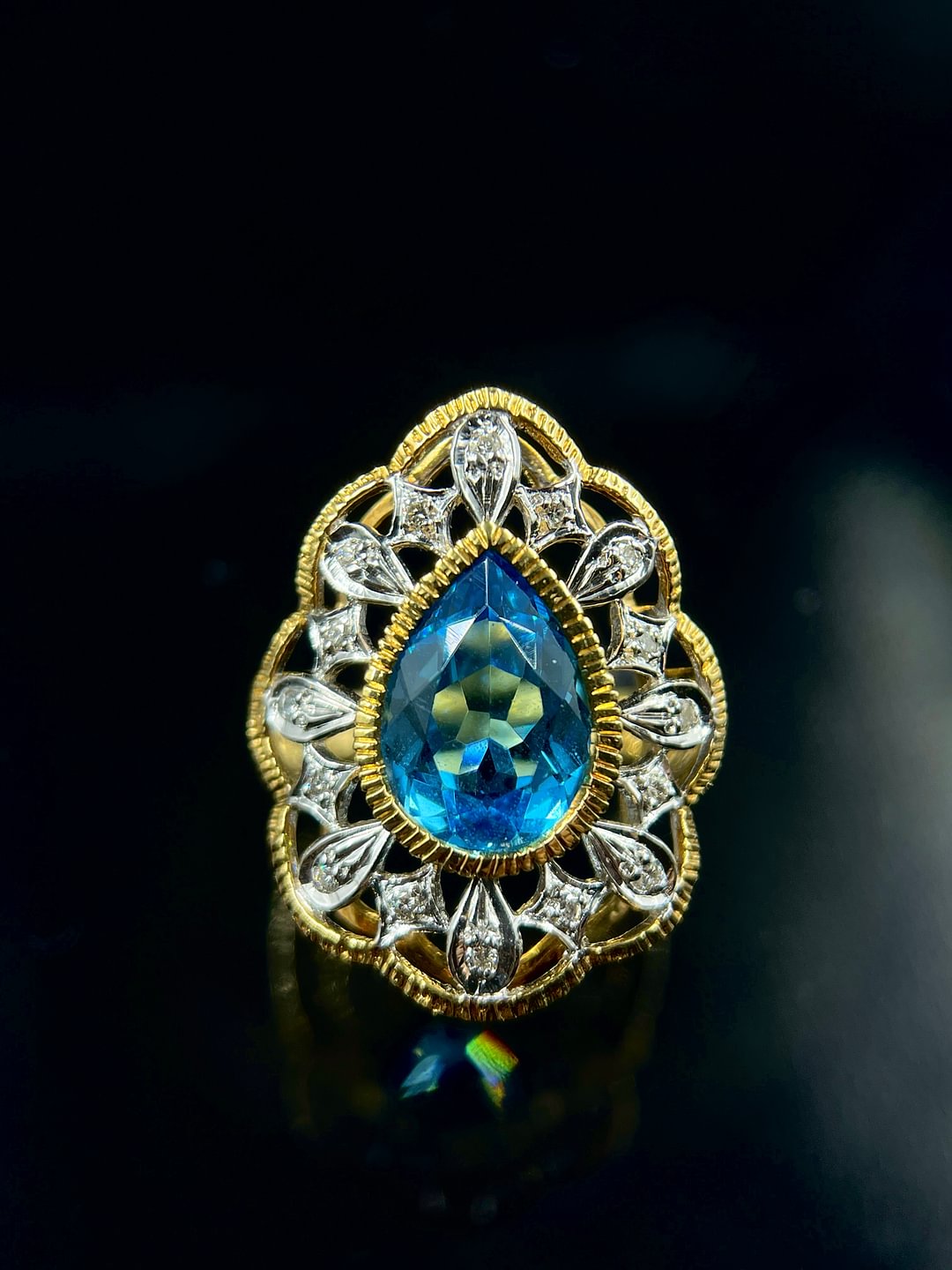 S036蓝托帕石钻石18k金戒指，3.74ct，钻石13分，8.2g，53/14码-折扣