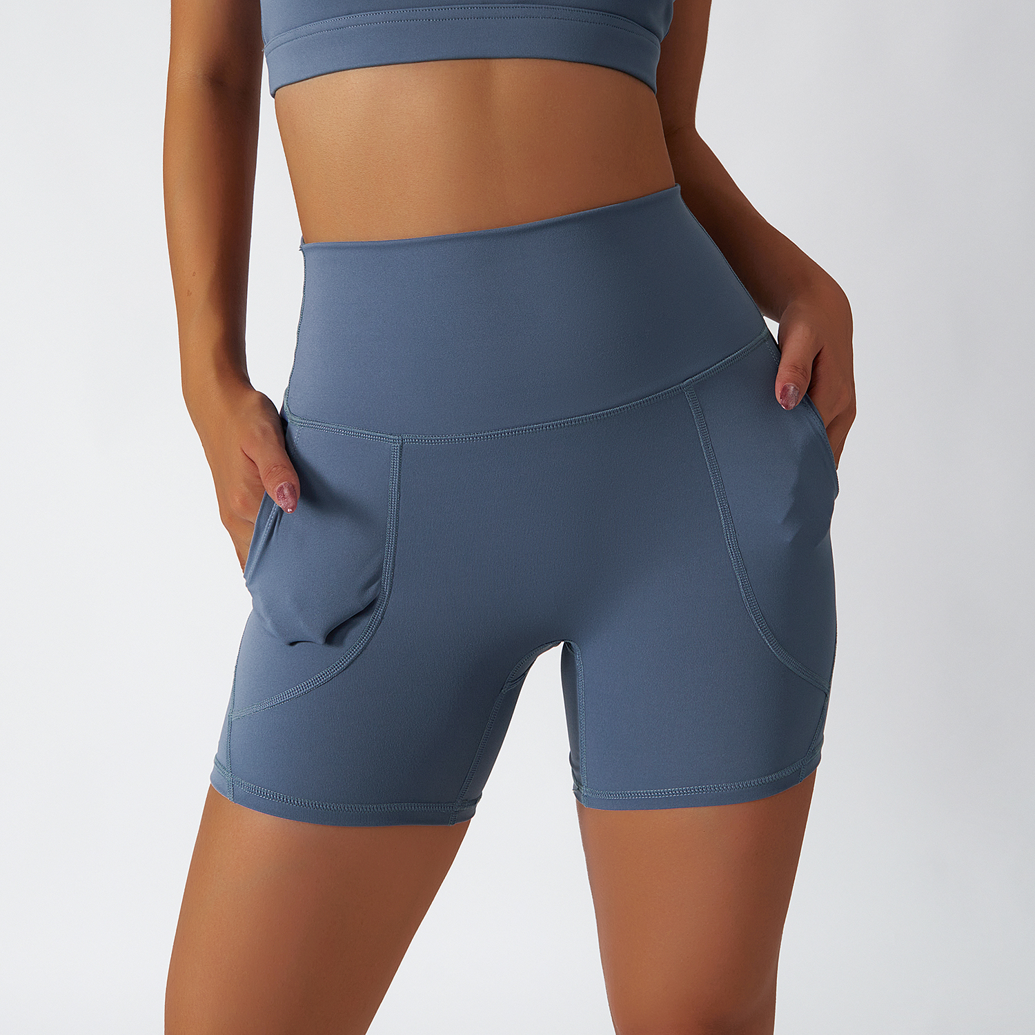 Buy different colors and types of renewable fabric sustainable no front seam yoga shorts with side pockets on Hergymclothing