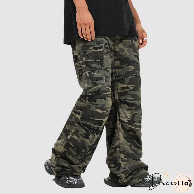 Camouflage Pleated Cargo Pants
