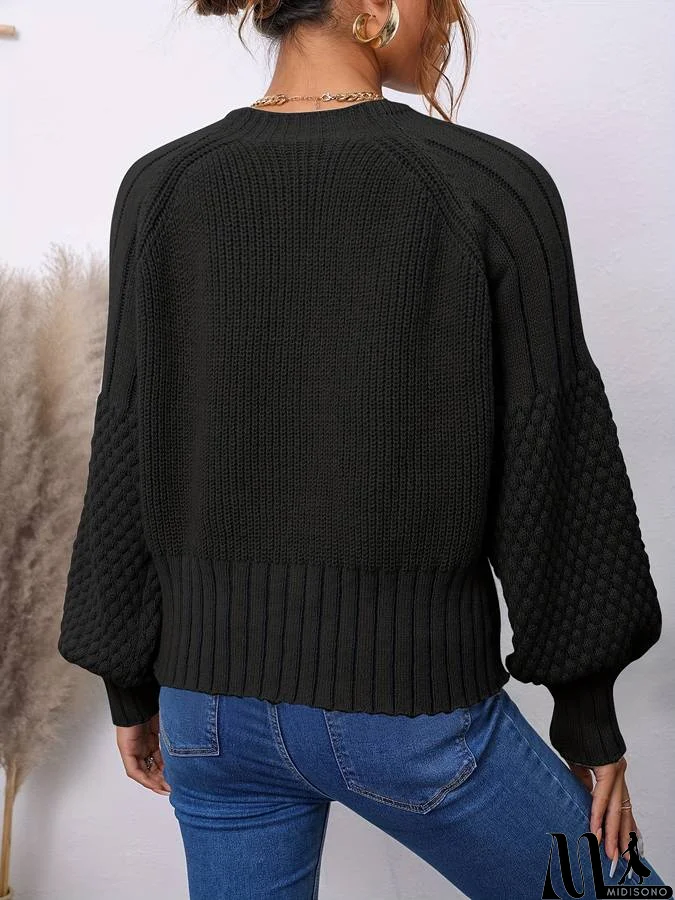 MidiSono - Classic and Elegant Cardigan