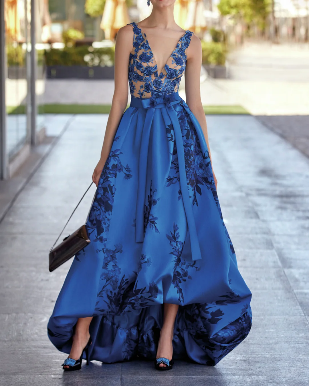Fashion Lace Embroidered Dress