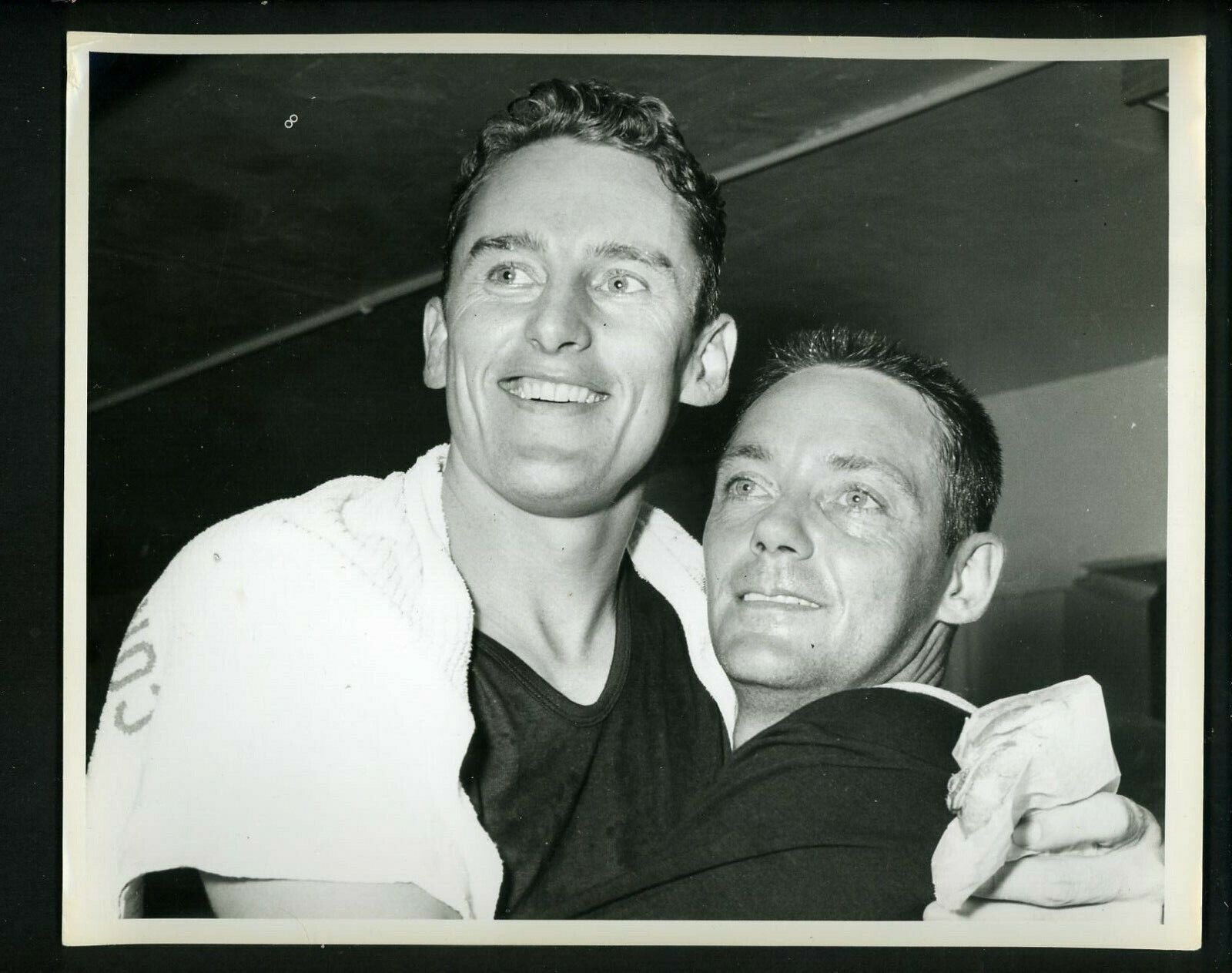 Vern Law & Roy Face celebrate win 1960 World Series Type 1 Press Photo Poster painting Pirates