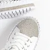 Baskets en cuir argent diamant