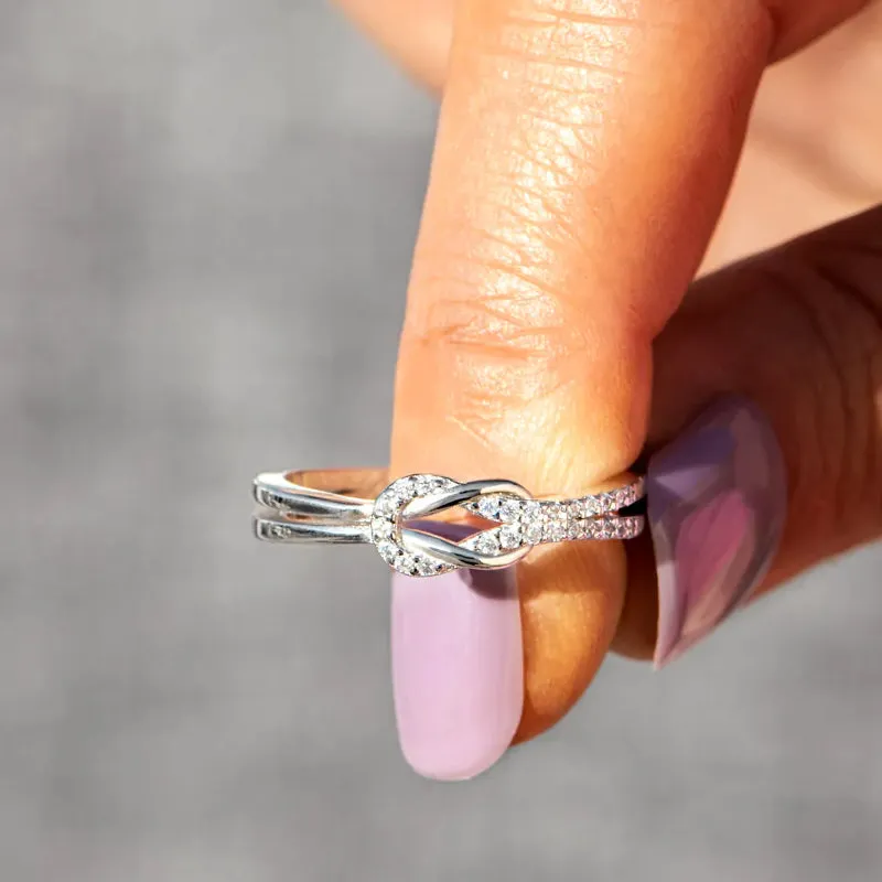 To My Daughter &lsquo;Mother & Daughter Forever Linked Together&rsquo; Linked Ring