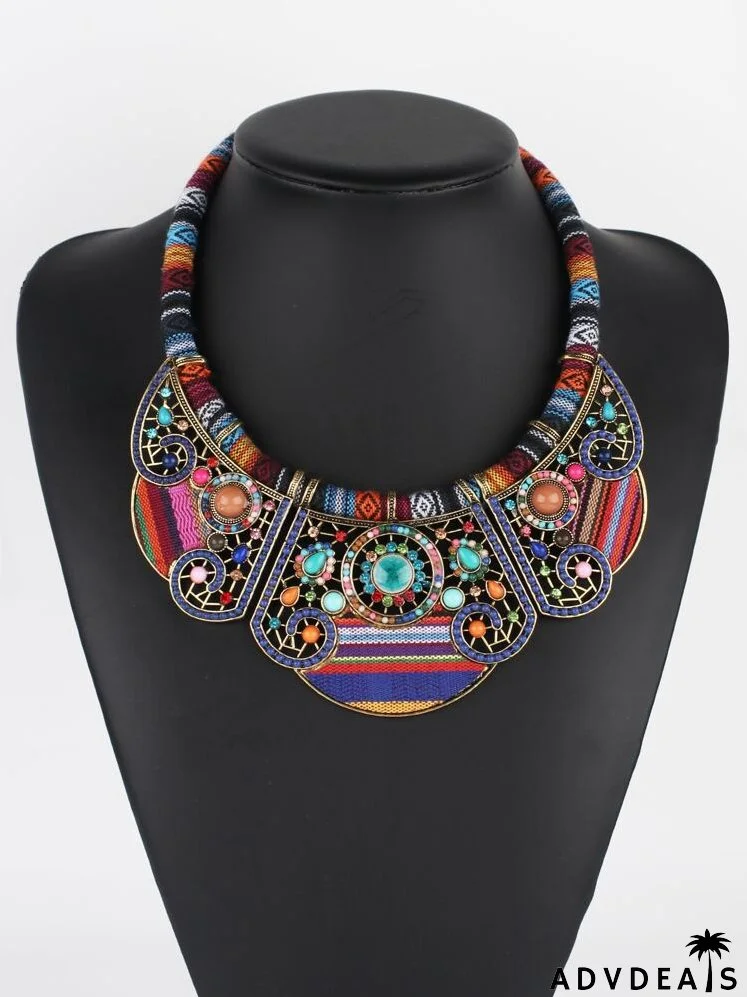 Rhinestone Decor Exaggerated Design Necklace