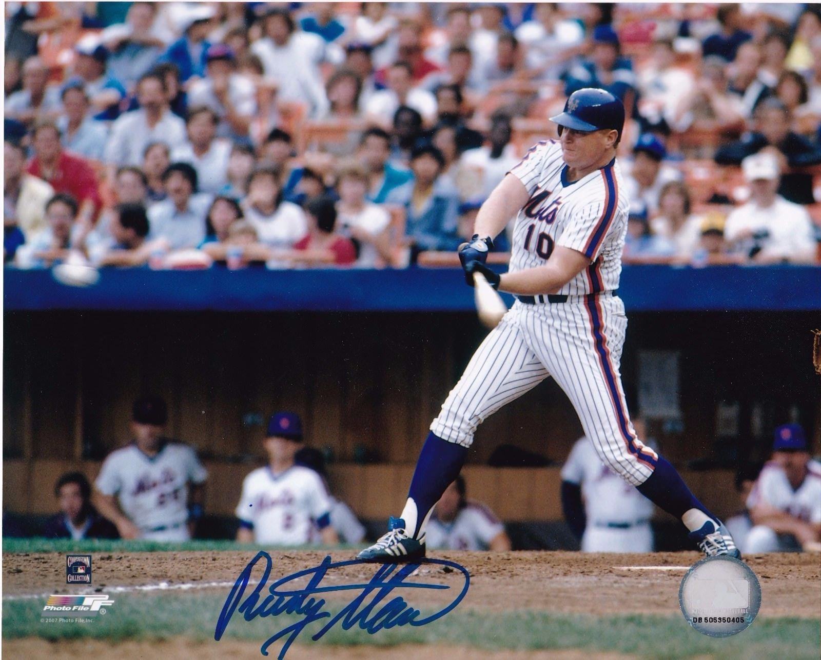 RUSTY STAUB NEW YORK METS 1980'S ACTION SIGNED 8x10