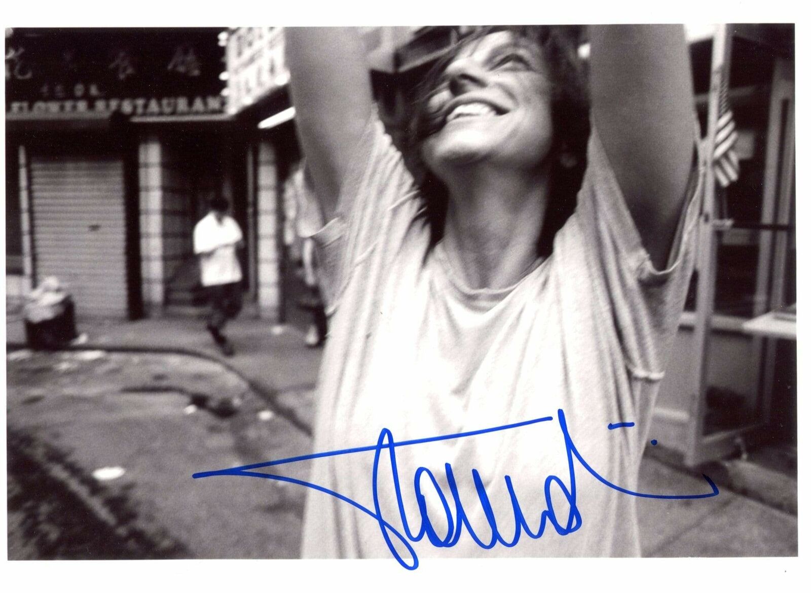 Gianna Nannini MUSICIAN autograph, IP signed Photo Poster painting