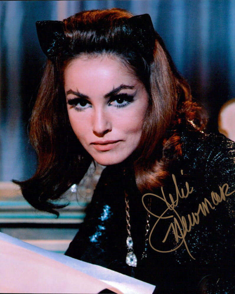 Julie Newmar (Batman) signed authentic 8x10 Photo Poster painting COA