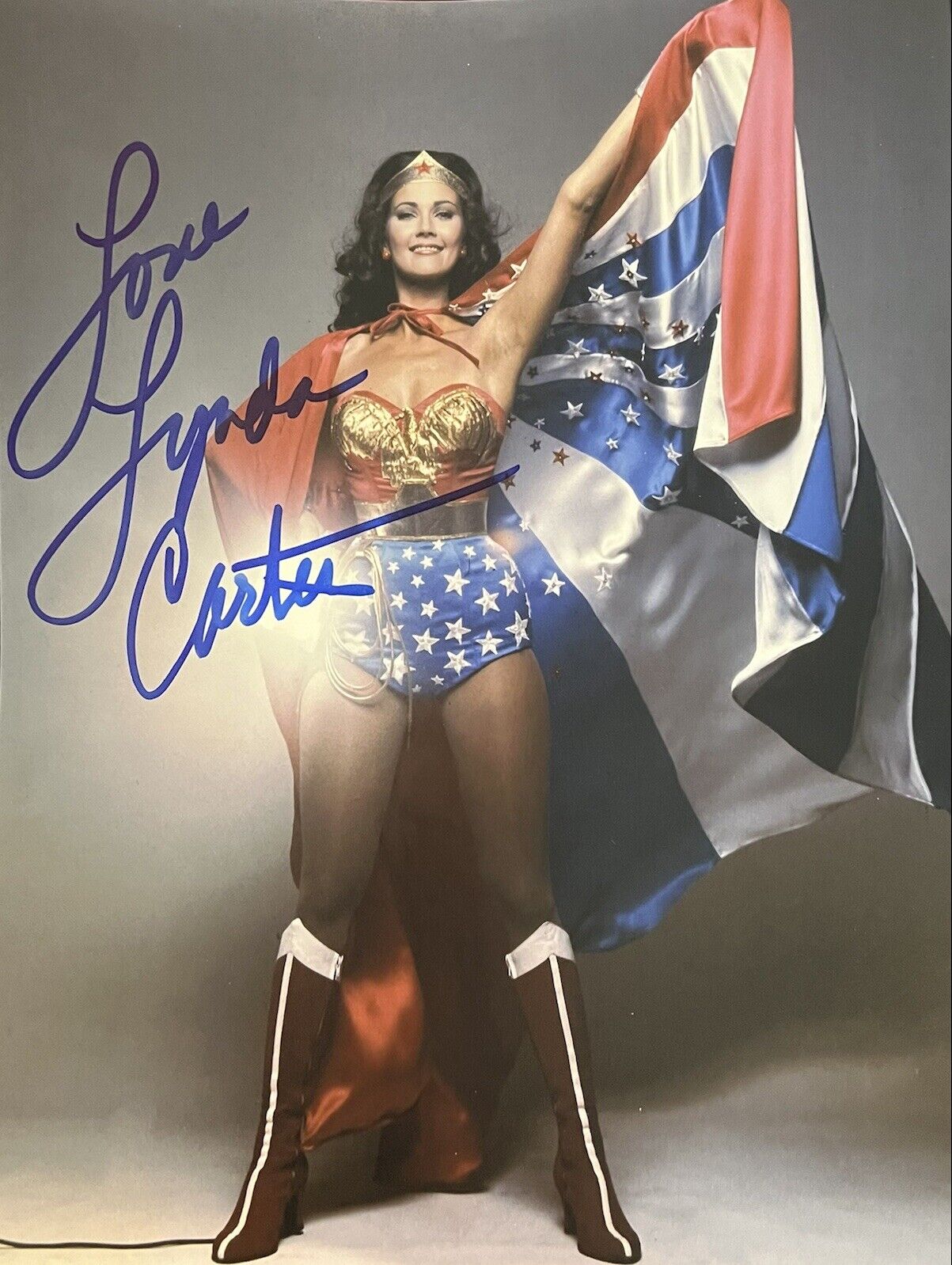 Wonder Woman Lynda Carter Signed Autographed Sexy 8x10 Color Photo Poster painting