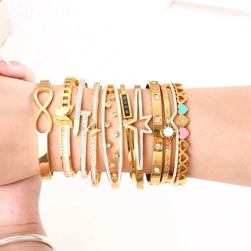 Casual Minimalist Round Heart Shape Butterfly Titanium Steel Zircon Bangle In Bulk